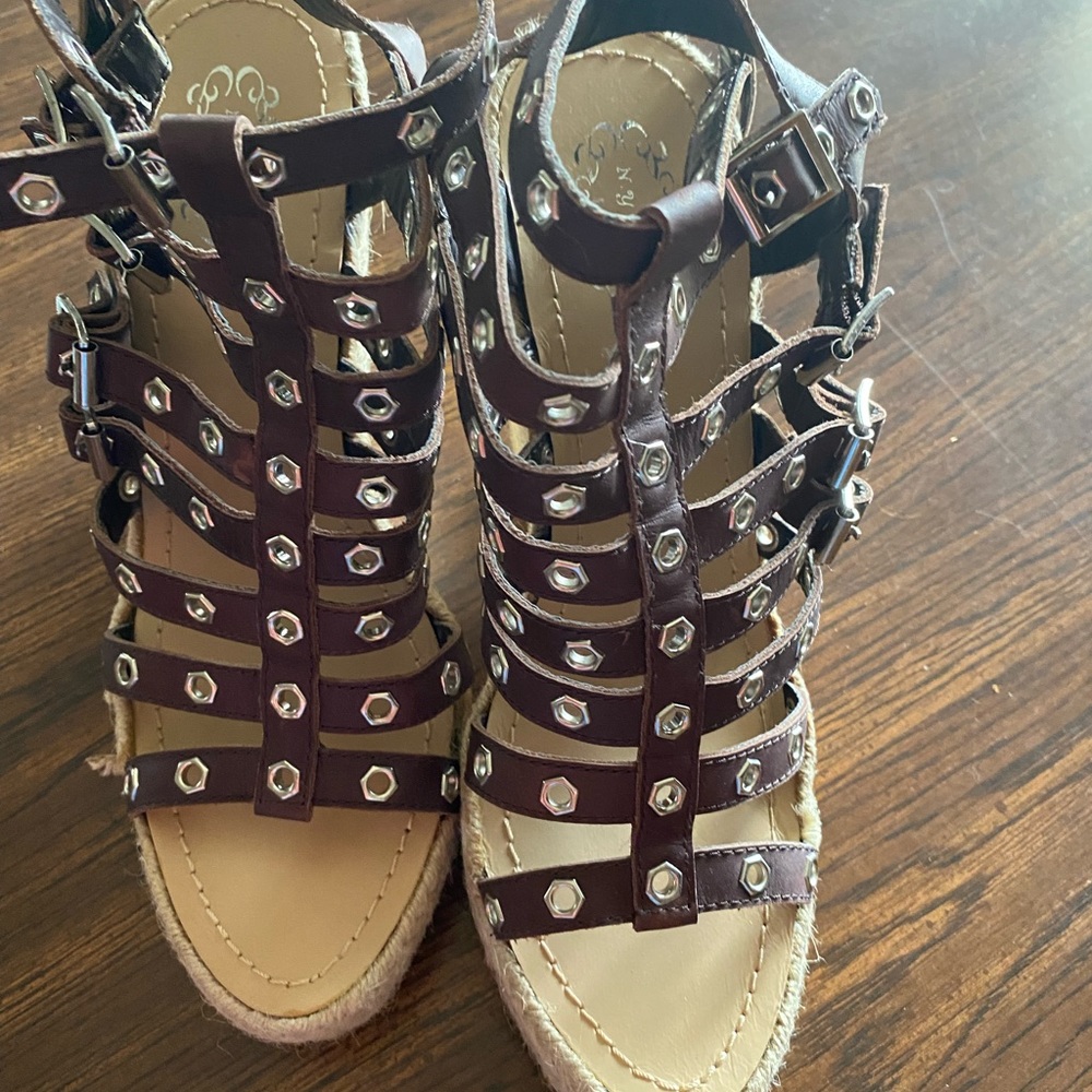Size 9.5 platform strappu sandal by NYLA